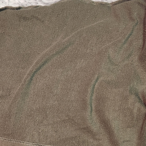 La Senza Green Long Sleeve Hooded Crop Top - Picture 6 of 16